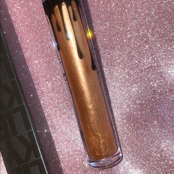 🎉SALE! Poppin Gloss Kylie Cosmetics - Picture 5 of 8